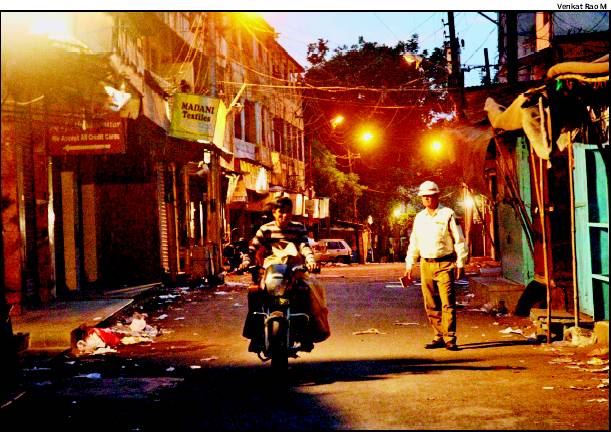 Old city tension, cm orders, old city terror, police action, pelting stones, mahalakshmi temple, vhp construction, telugu news, telugu one news
